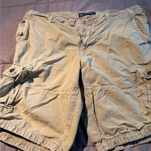 Men's Tan Cargo Shorts